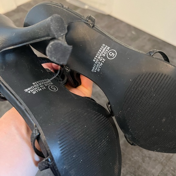 George (walmart) heels - Picture 3 of 3